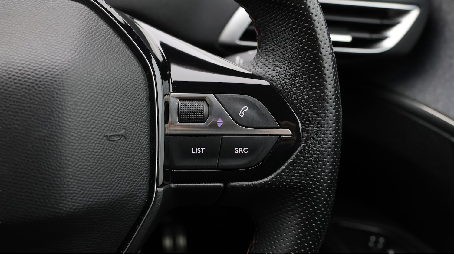 Used Peugeot 3008 2019 for sale - 77677363: Photo 27