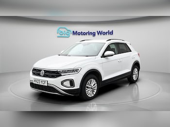 Used Volkswagen T-Roc 2023 for sale - 78239608: Photo