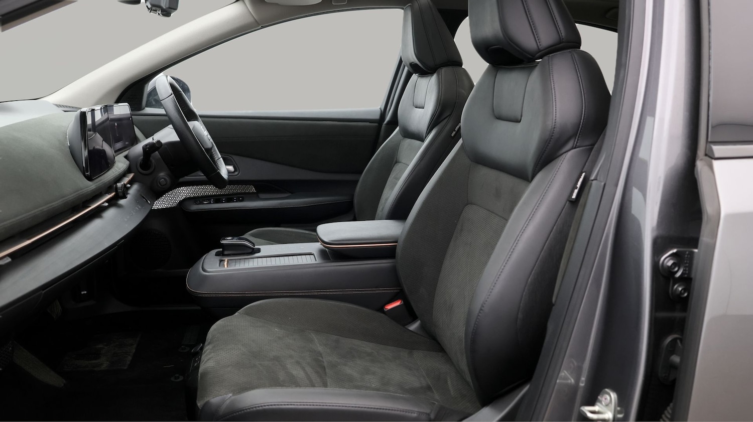 Used Nissan ARIYA 2023 for sale - 77774614: Photo 14