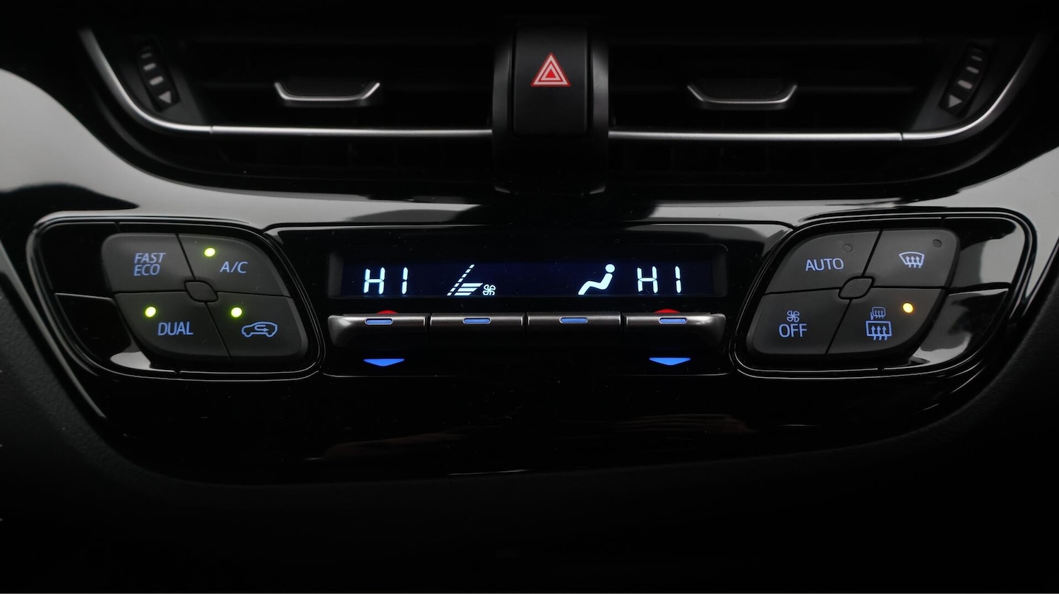 Used Toyota C-HR 2022 for sale - 76689953: Photo 13