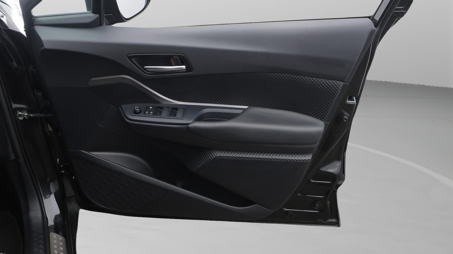 Used Toyota C-HR 2022 for sale - 76689953: Photo 16