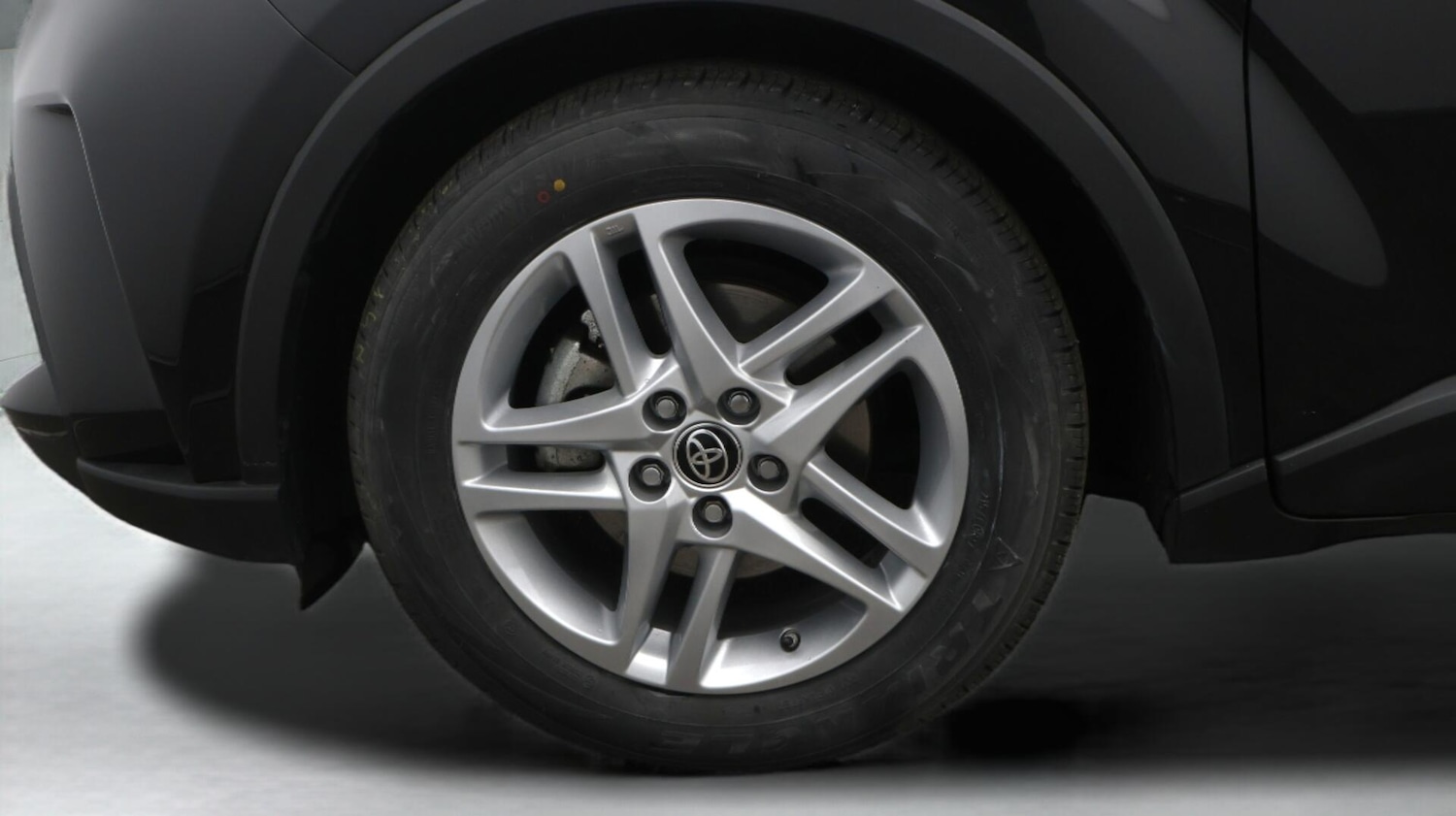 Used Toyota C-HR 2022 for sale - 76689953: Photo 19