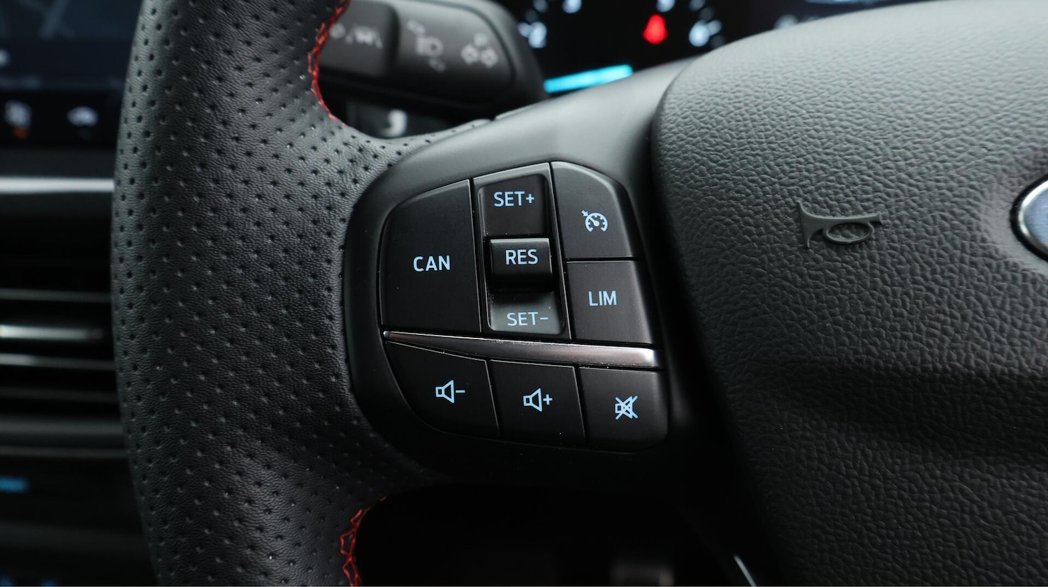 Used Ford Focus 2023 for sale - 76381286: Photo 25