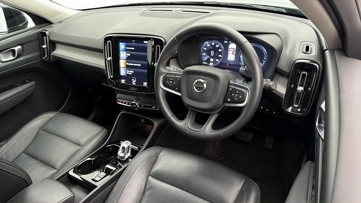 Used Volvo XC40 2021 for sale - 78197405: Photo 9