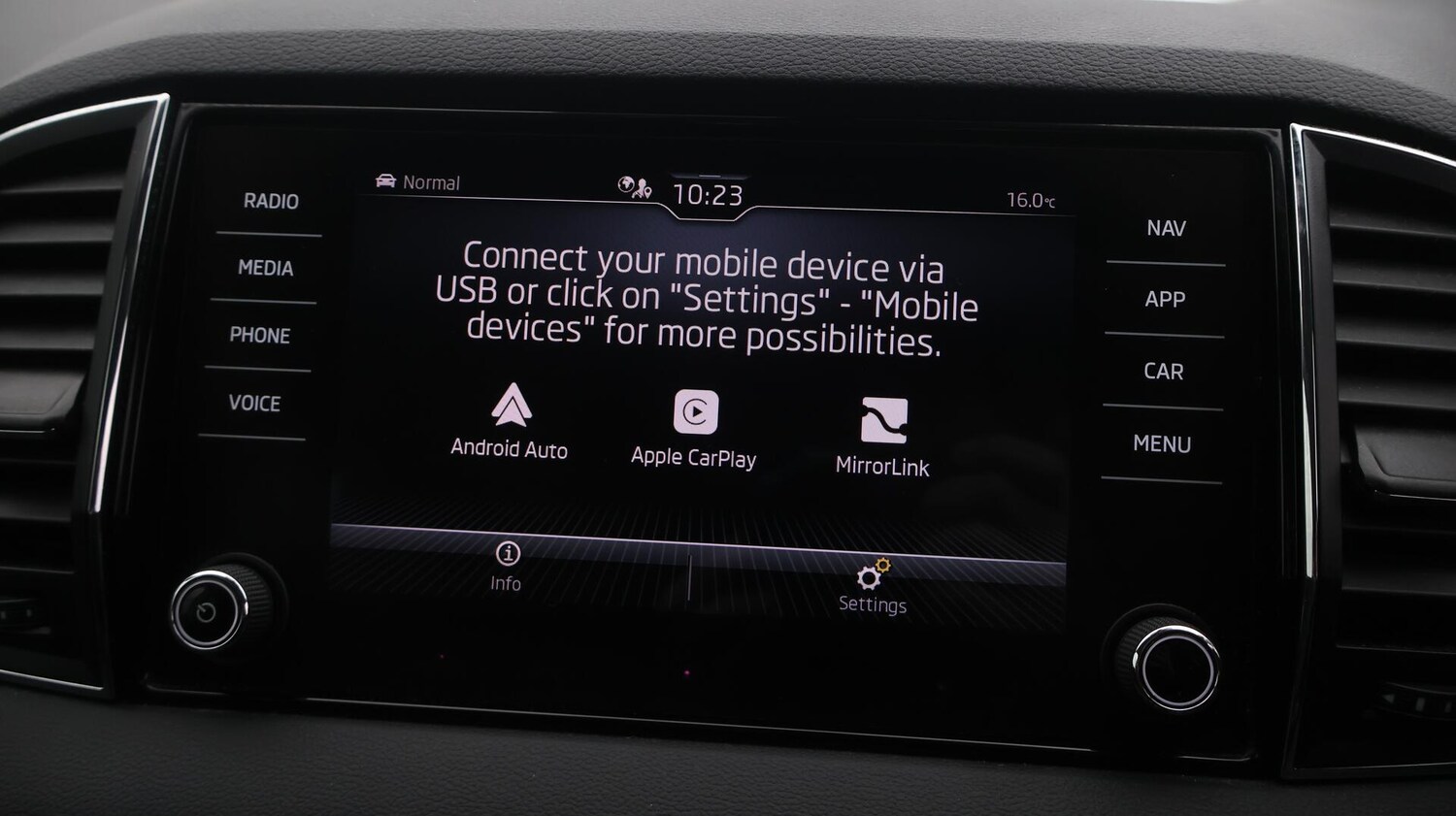 Used Skoda Karoq 2022 for sale - 76499813: Photo 27