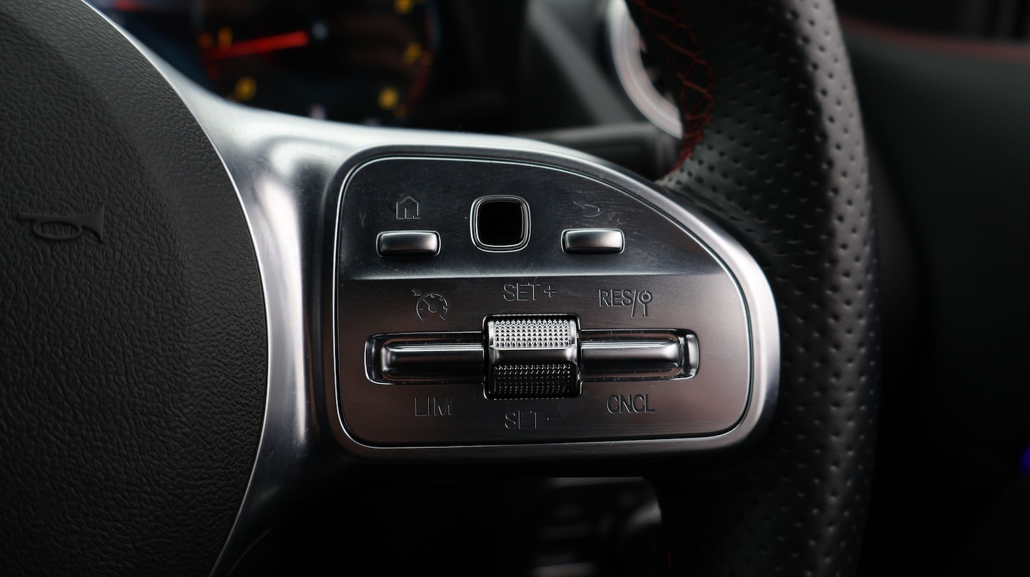 Used Mercedes-Benz GLA 2022 for sale - 77182126: Photo 24