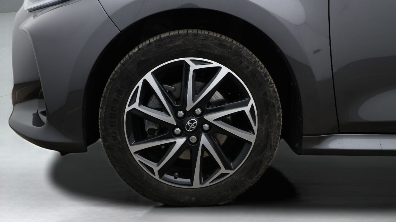 Used Toyota Yaris 2022 for sale - 77282846: Photo 18