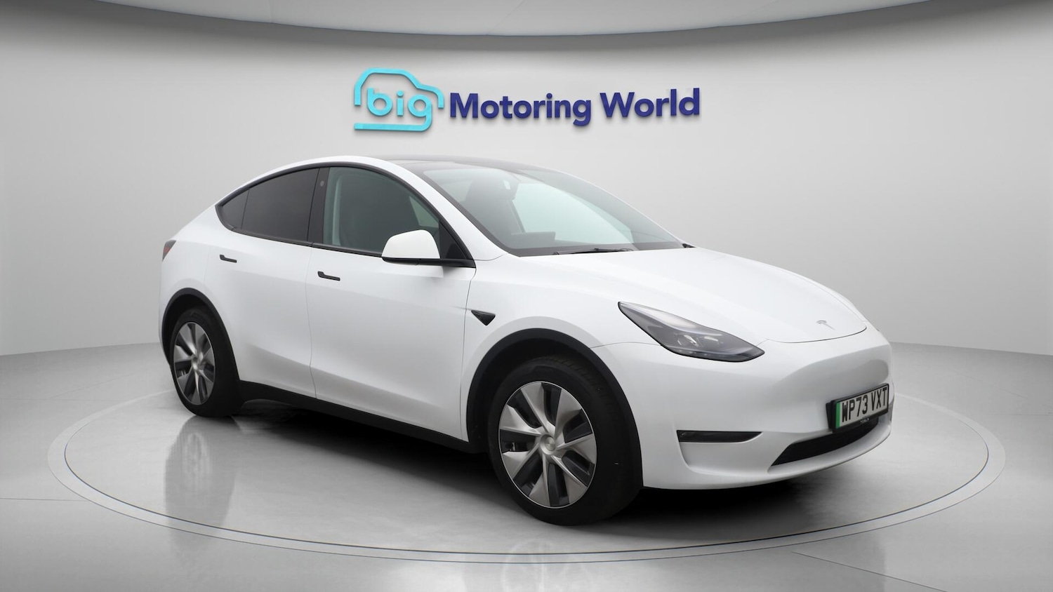 Used Tesla Model Y 2023 for sale - 76138138: Photo 2