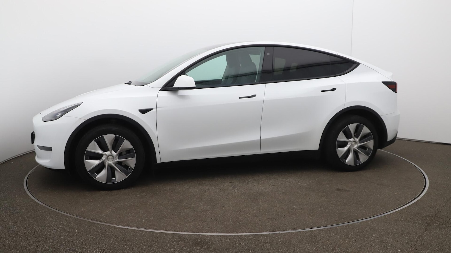 Used Tesla Model Y 2023 for sale - 76138138: Photo 66