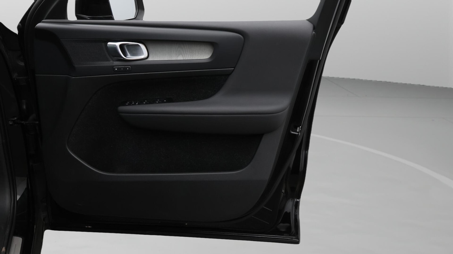 Used Volvo XC40 2021 for sale - 76458104: Photo 16