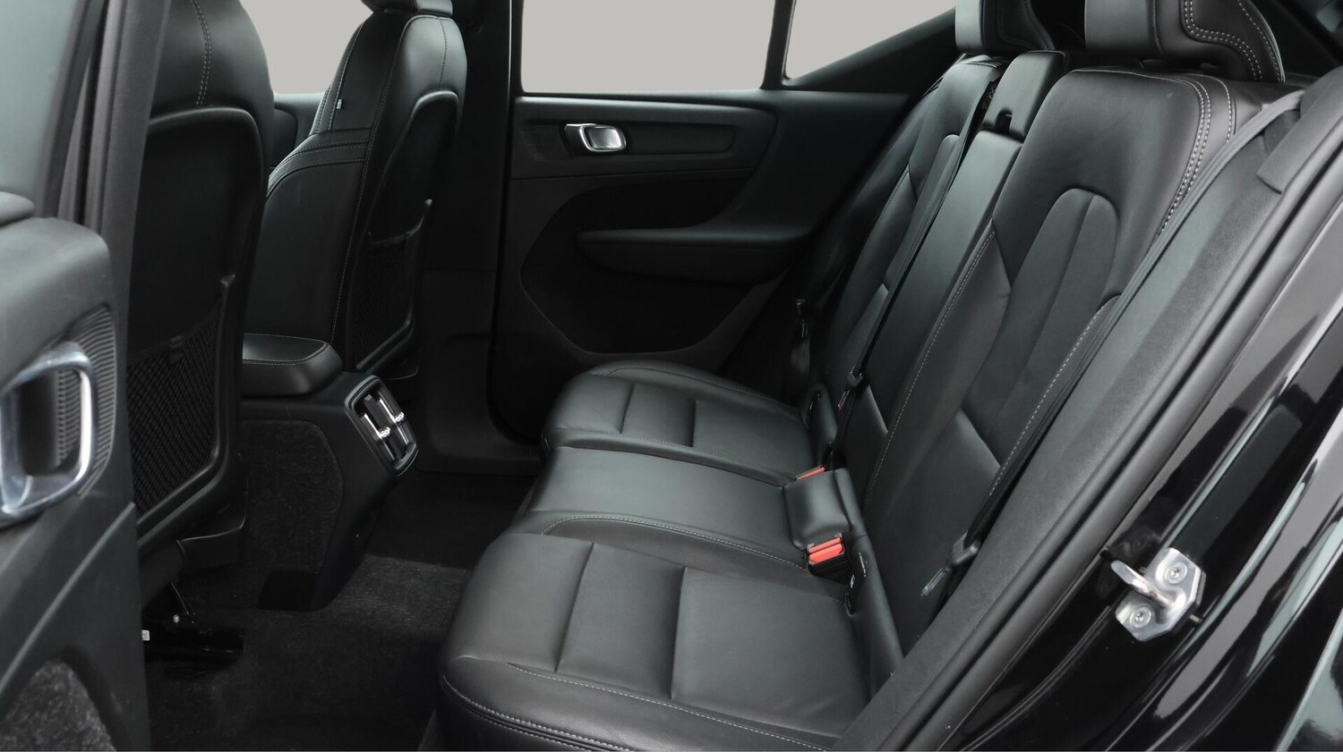 Used Volvo XC40 2021 for sale - 76458104: Photo 17