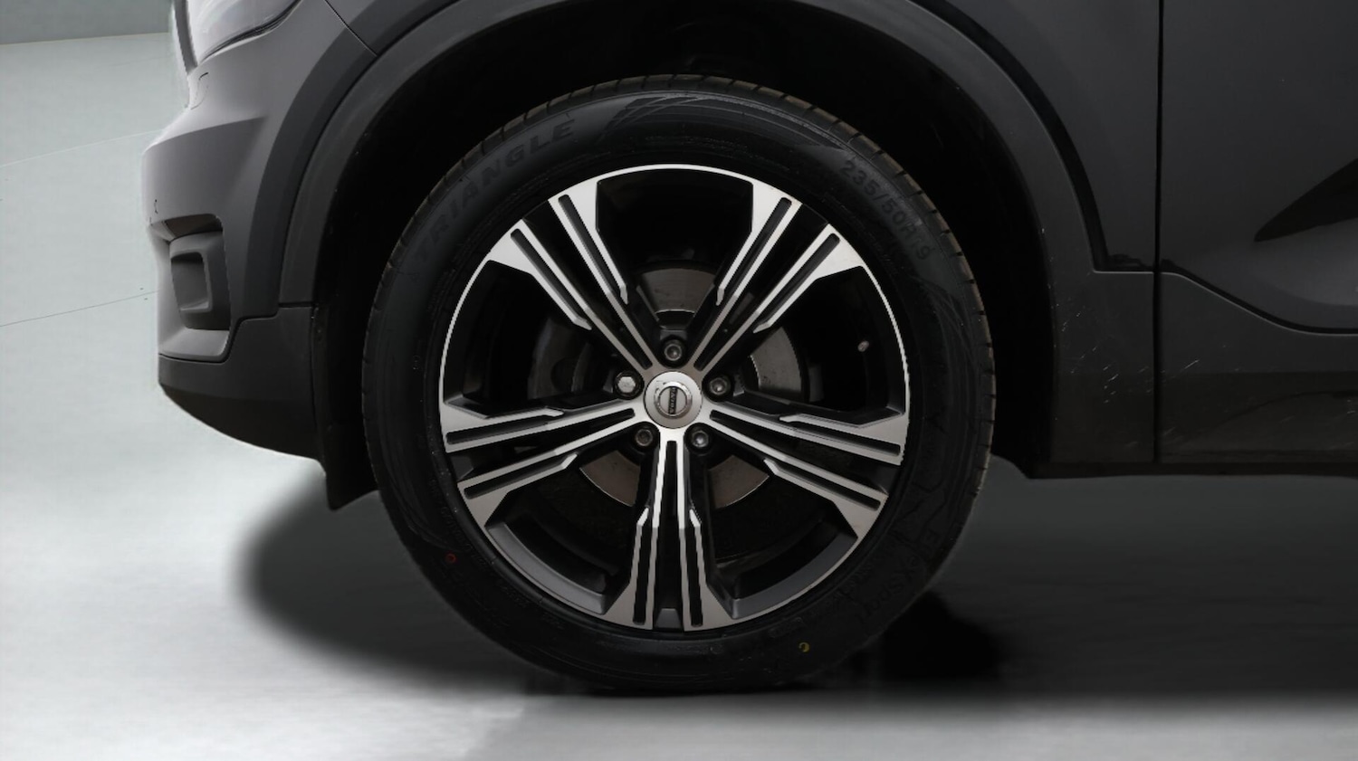 Used Volvo XC40 2021 for sale - 76458104: Photo 19