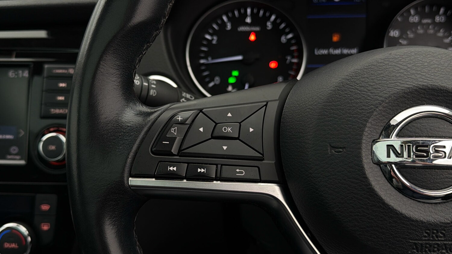 Used Nissan Qashqai for sale - 78196676: Photo 23