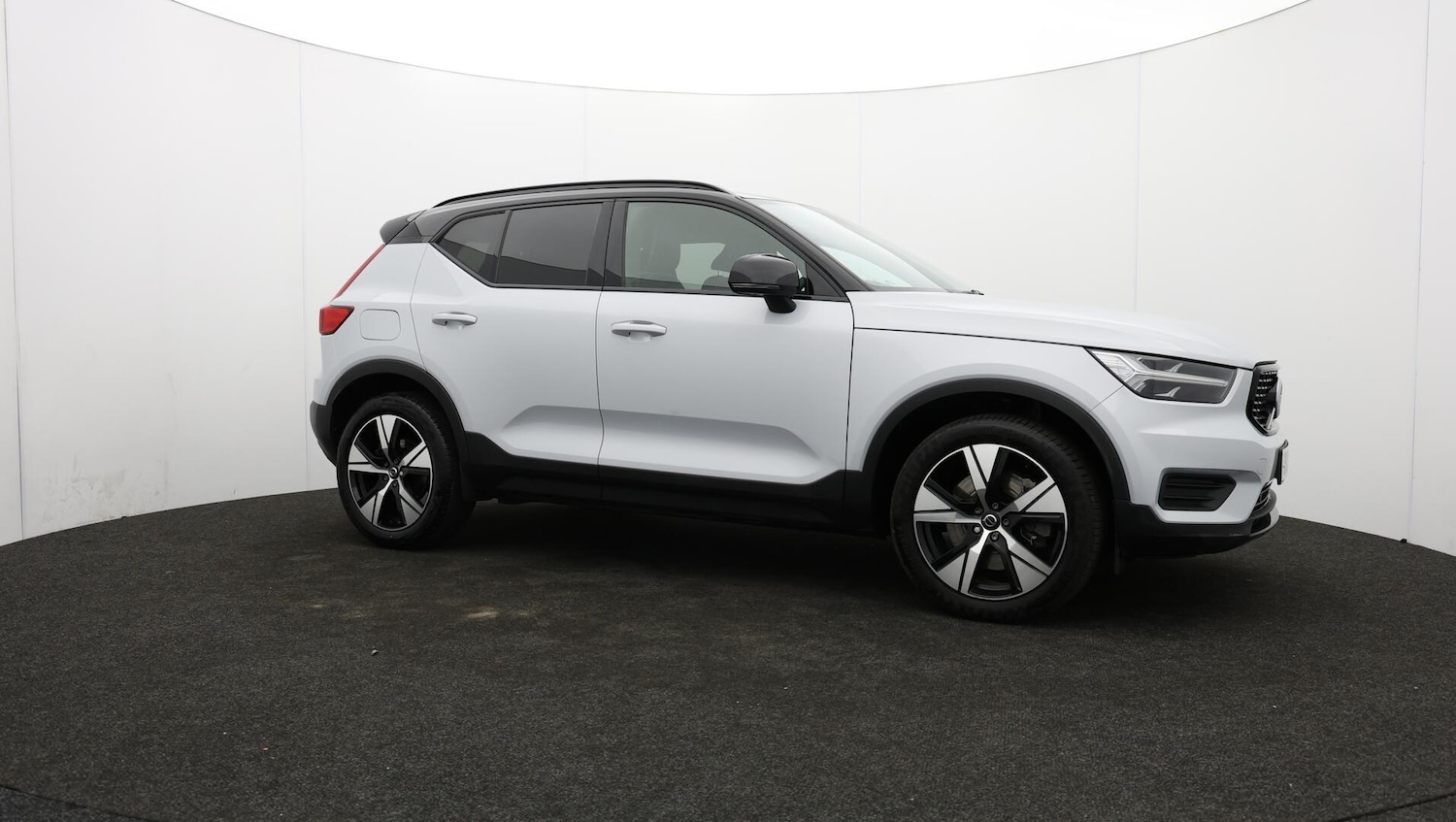Used Volvo XC40 2021 for sale - 75940256: Photo 47