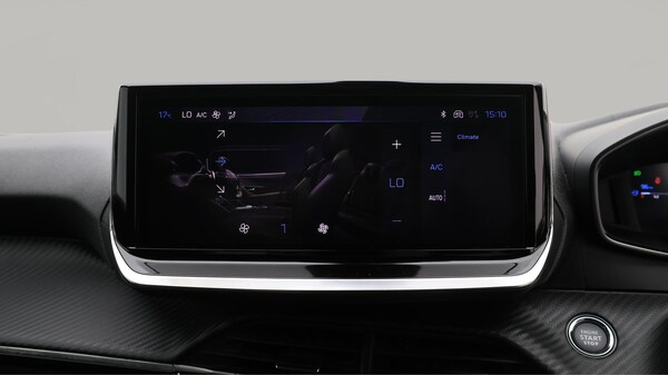Used Peugeot 2008 2023 for sale - 76306564: Photo 13
