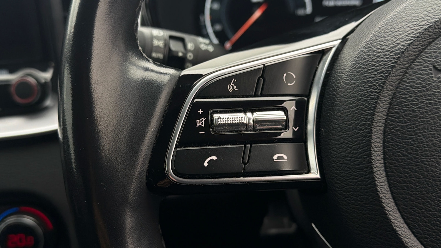 Used Kia XCeed 2022 for sale - 77998618: Photo 22