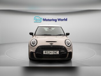 Used MINI Hatch 2024 for sale - 76239208: Photo 3
