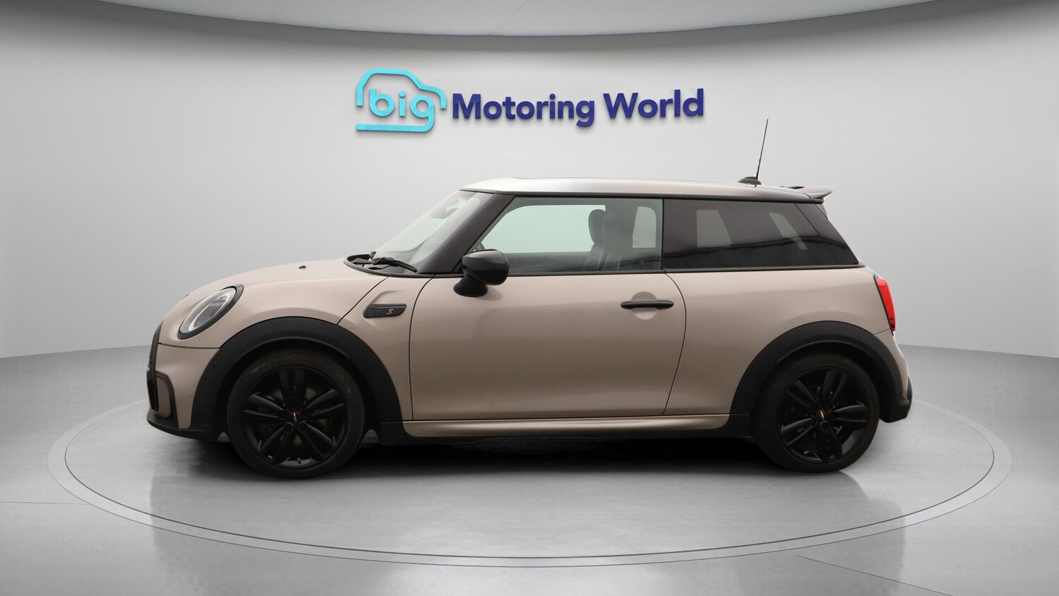 Used MINI Hatch 2024 for sale - 76239208: Photo 5