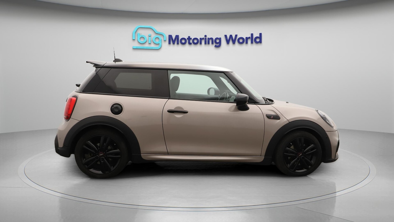 Used MINI Hatch 2024 for sale - 76239208: Photo 9