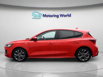 Used Ford Focus 2023 for sale - 79548108: Photo