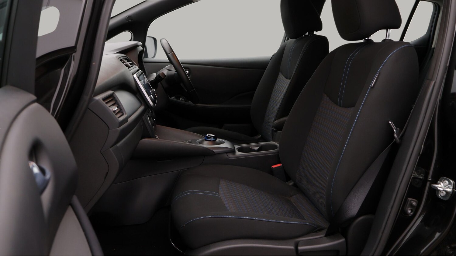 Used Nissan Leaf 2022 for sale - 77548056: Photo 14