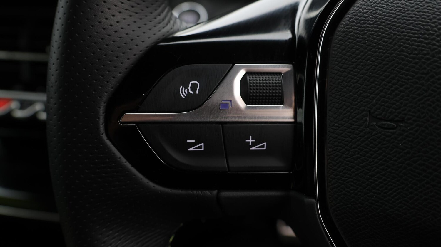 Used Peugeot 2008 2024 for sale - 76633815: Photo 25