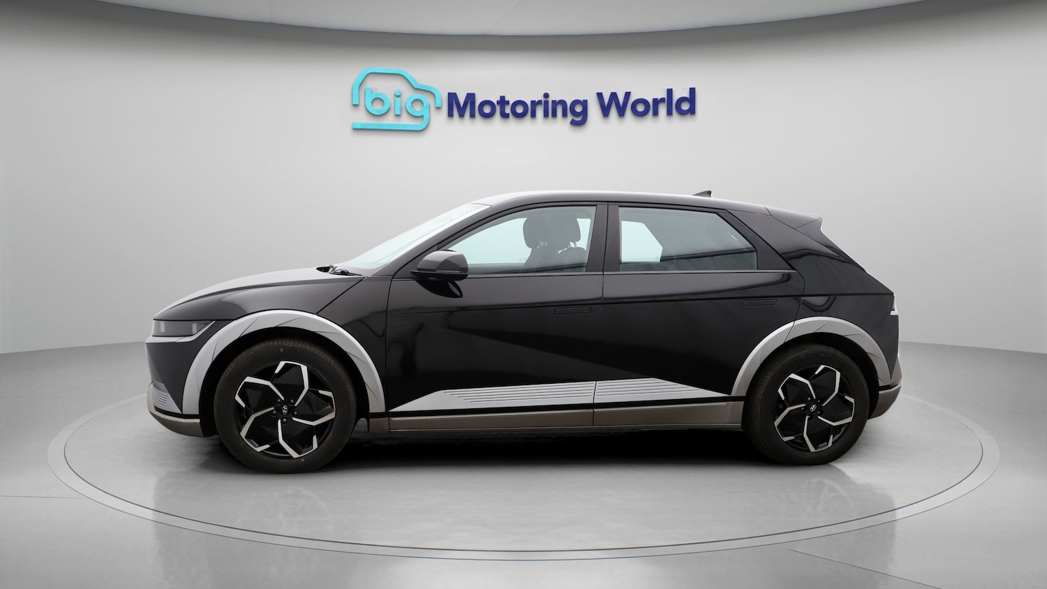 Used Hyundai IONIQ 5 for sale - 77818101: Photo 4