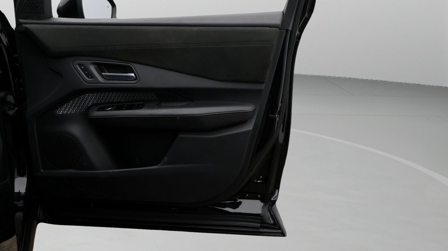 Used Nissan ARIYA 2022 for sale - 77541241: Photo 15