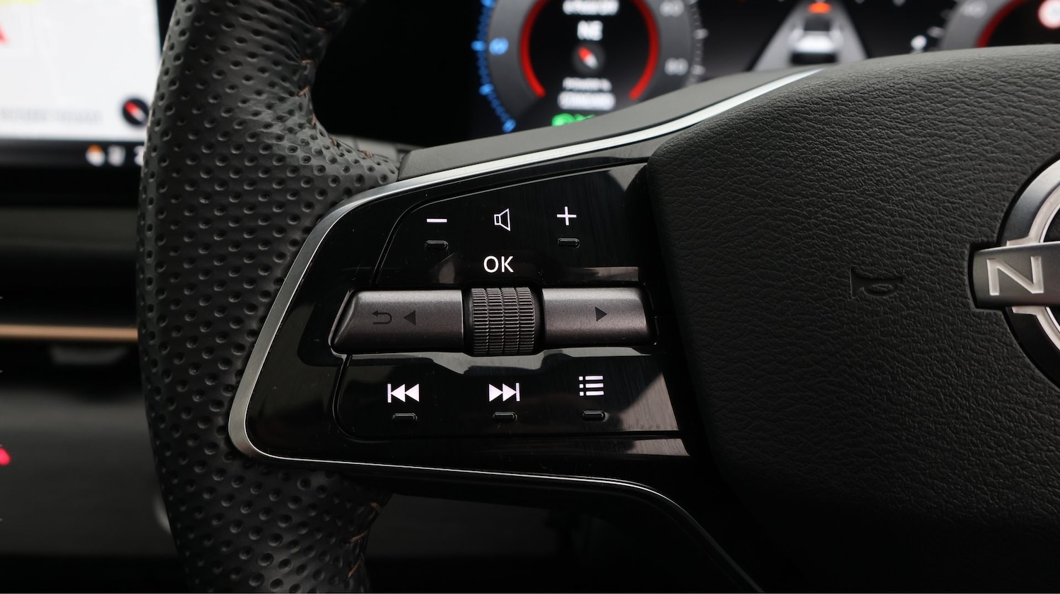 Used Nissan ARIYA 2022 for sale - 77541241: Photo 24