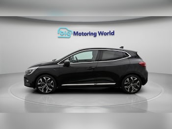 Used Renault Clio 2023 for sale - 79232354: Photo