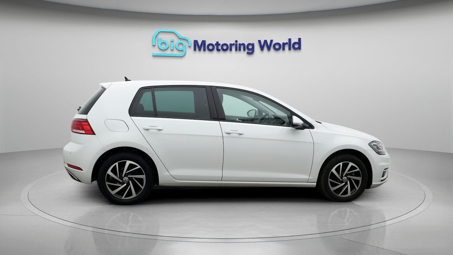 Used Volkswagen Golf 2020 for sale - 77530078: Photo 8