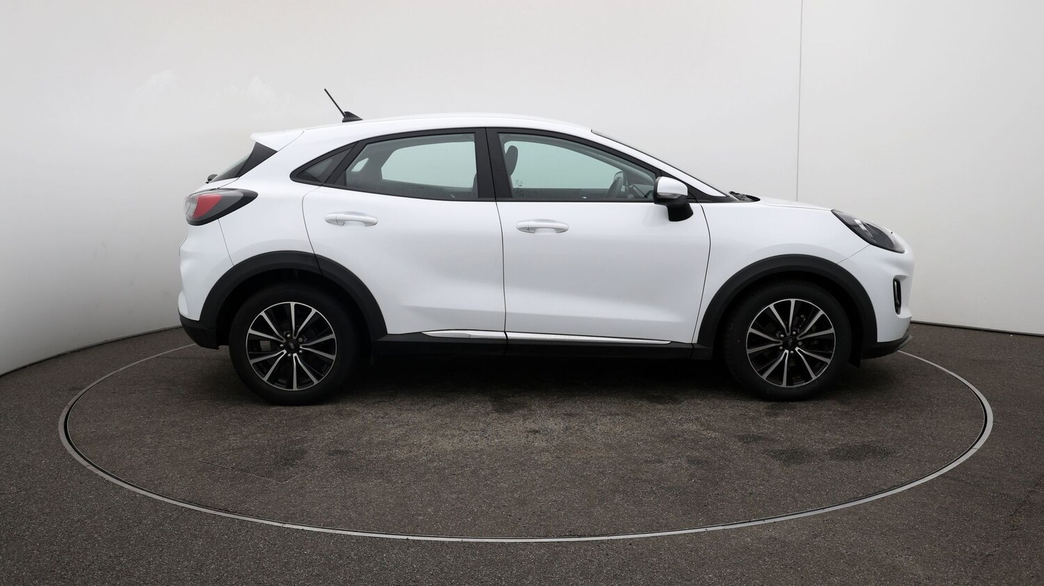 Used Ford Puma for sale - 76810102: Photo 42