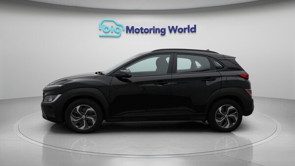 Used Hyundai KONA 2022 for sale - 76200320: Photo 5