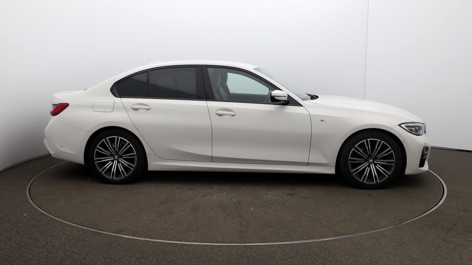 Used BMW 3 Series 2019 for sale - 76810758: Photo 42