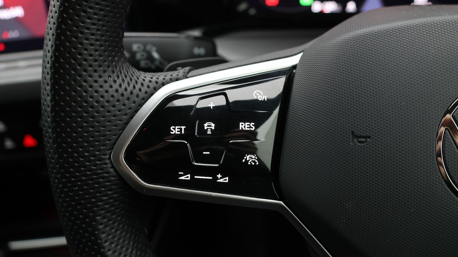 Used Volkswagen Golf 2023 for sale - 77236128: Photo 25