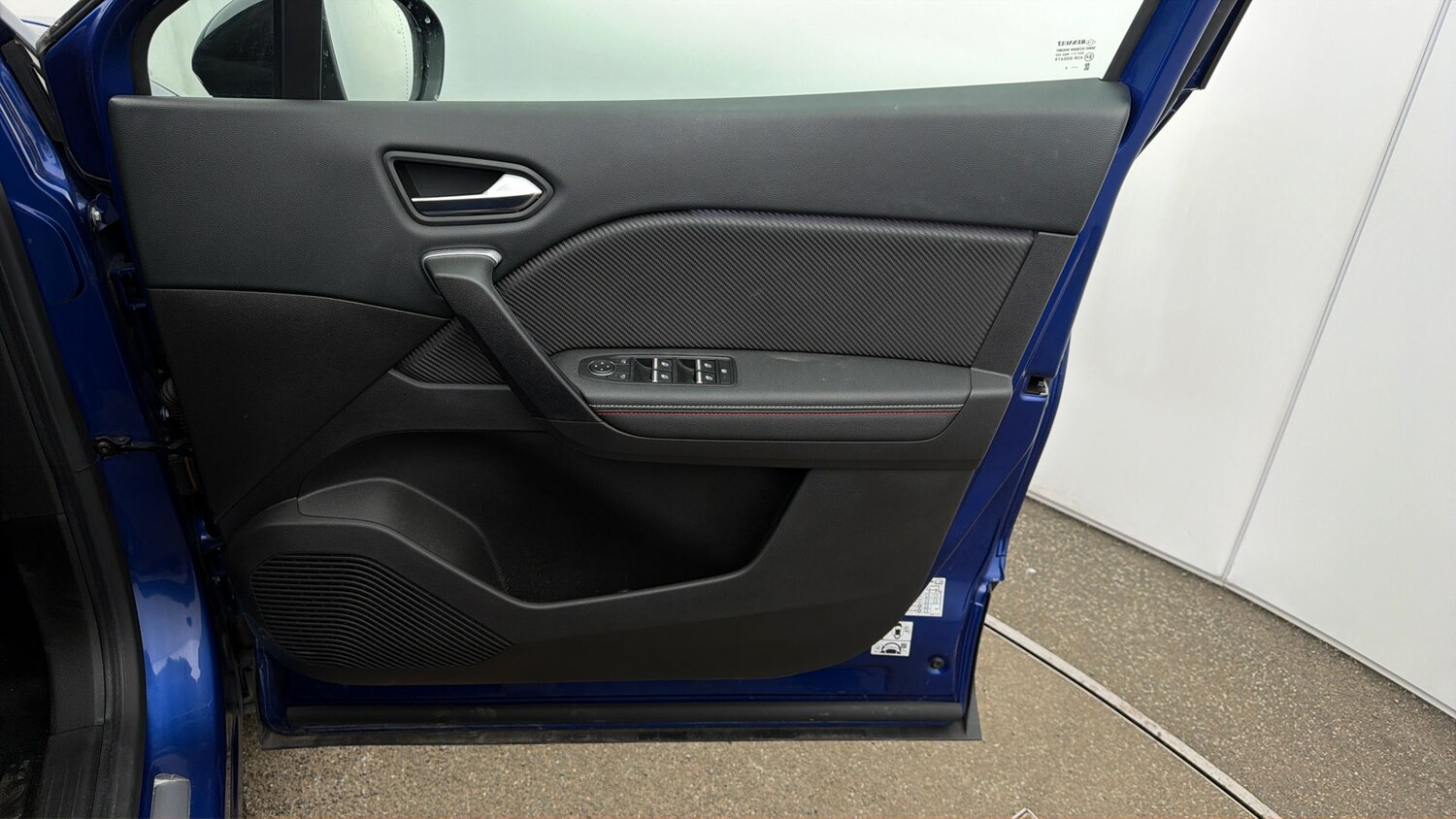 Used Renault Captur for sale - 78027600: Photo 14