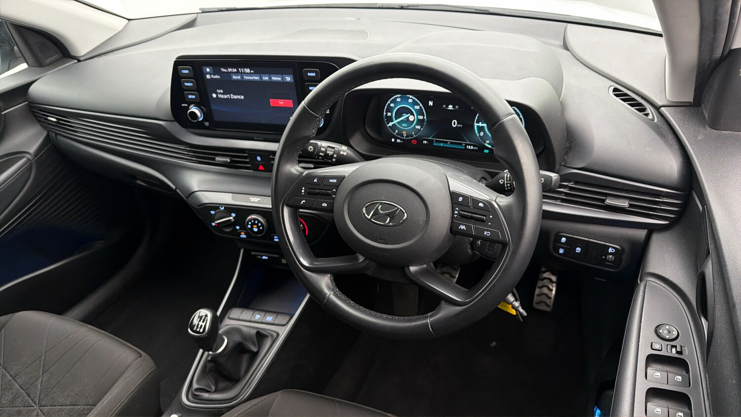 Used Hyundai BAYON for sale - 78197386: Photo 9