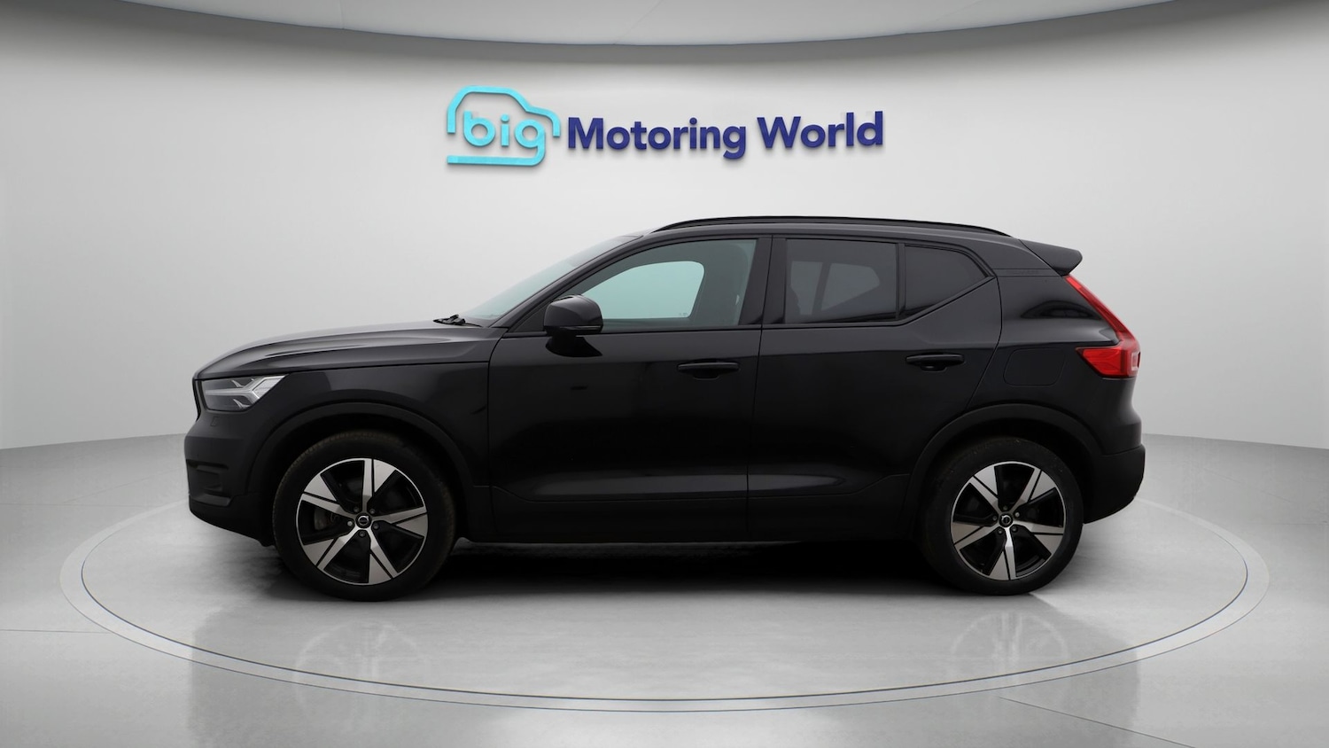 Used Volvo XC40 2022 for sale - 77248389: Photo 4