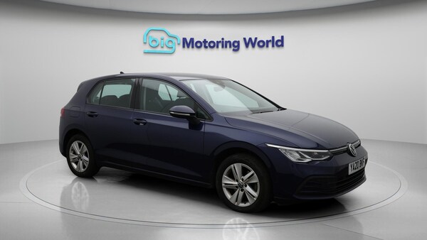 Used Volkswagen Golf 2020 for sale - 76260526: Photo 2