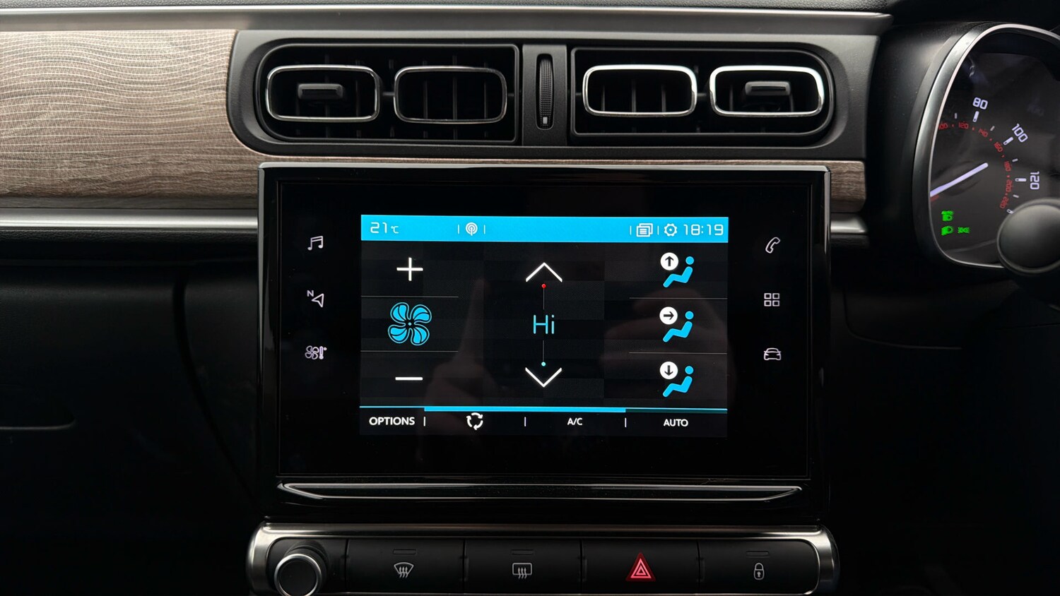 Used Citroen C3 2024 for sale - 77945654: Photo 11