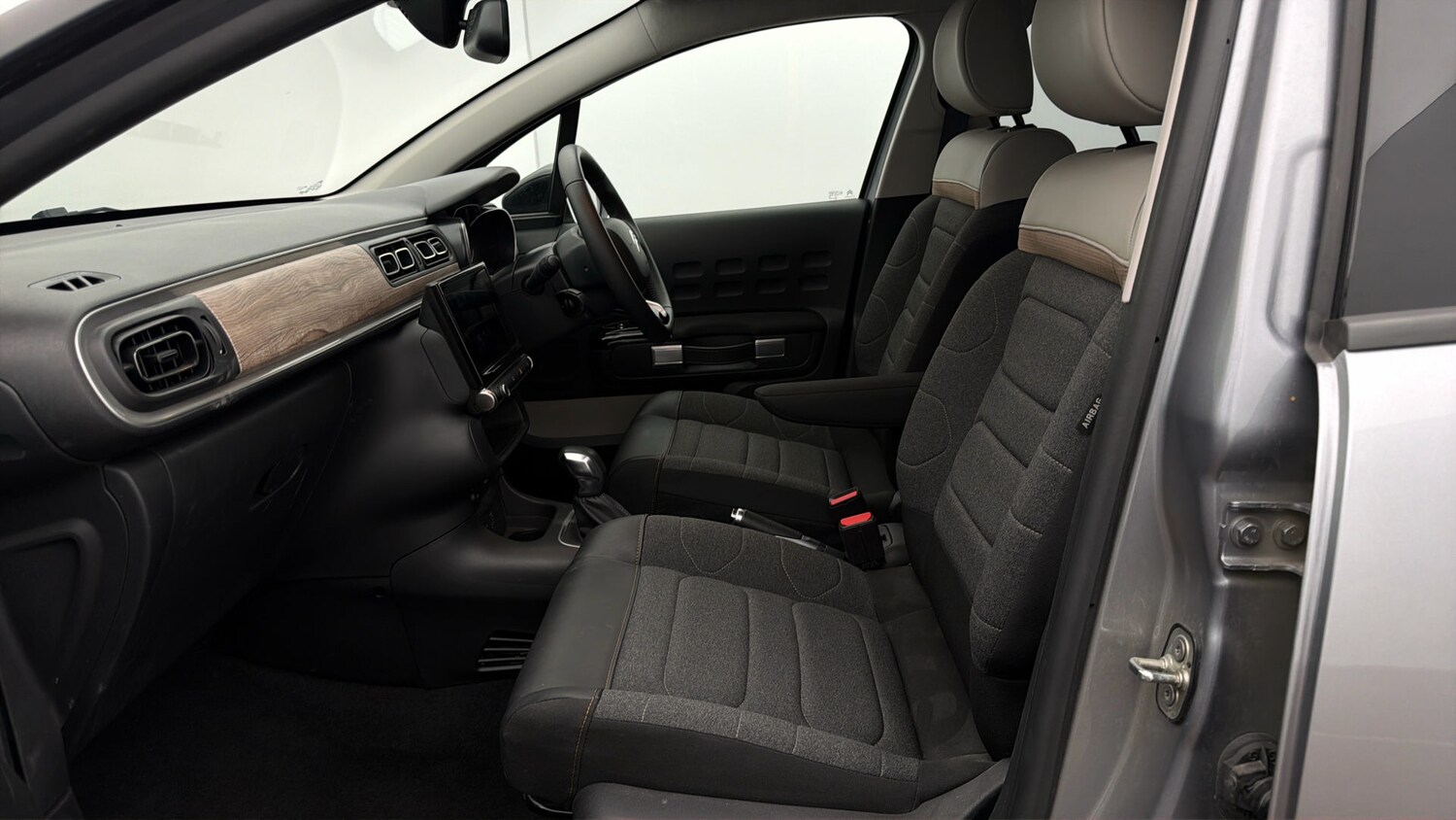 Used Citroen C3 2024 for sale - 77945654: Photo 13