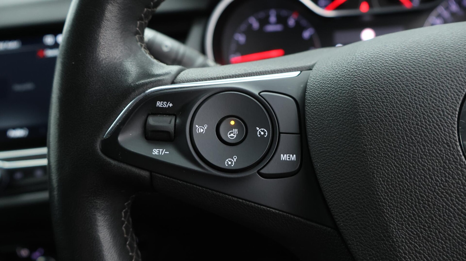 Used Vauxhall Crossland 2022 for sale - 75756677: Photo 24