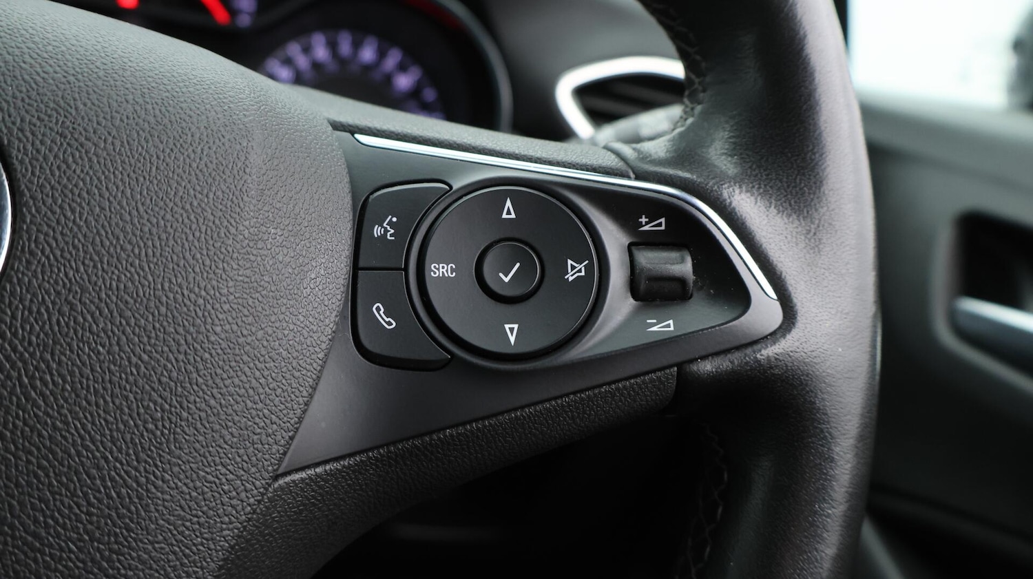 Used Vauxhall Crossland 2022 for sale - 75756677: Photo 25