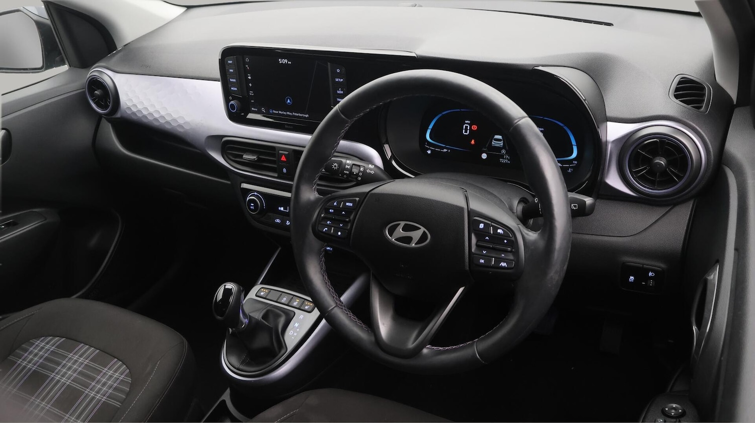 Used Hyundai i10 2024 for sale - 76561557: Photo 10