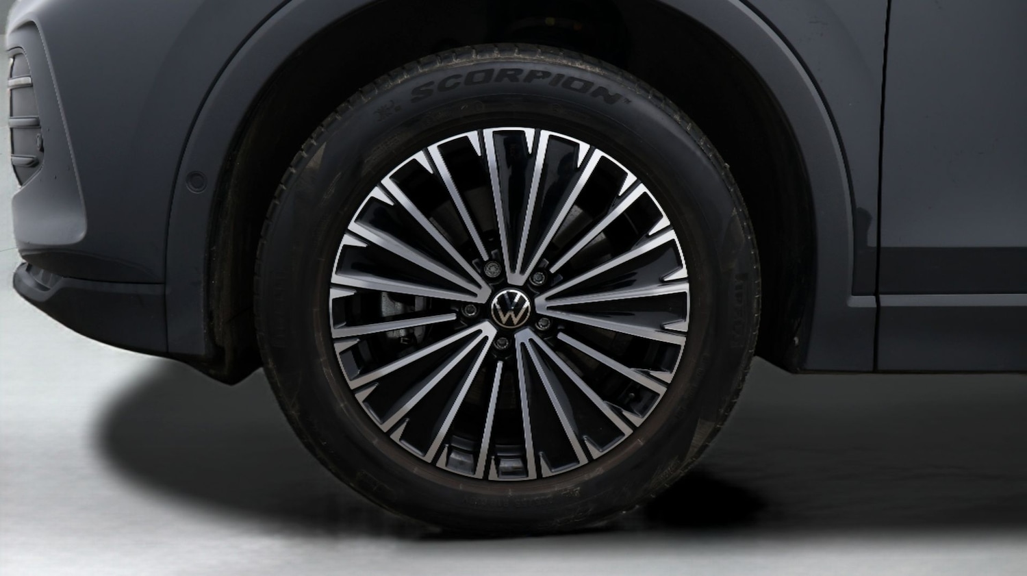 Used Volkswagen Tiguan 2024 for sale - 77198713: Photo 18