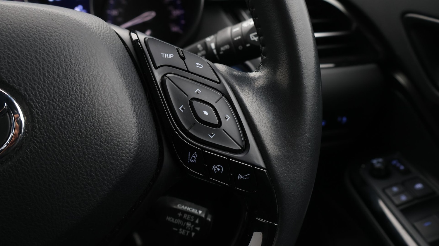 Used Toyota C-HR 2022 for sale - 77381153: Photo 24