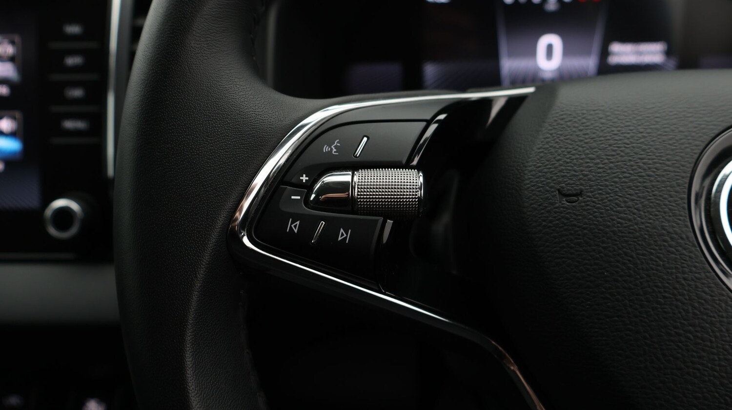 Used Skoda Karoq 2024 for sale - 77403801: Photo 24