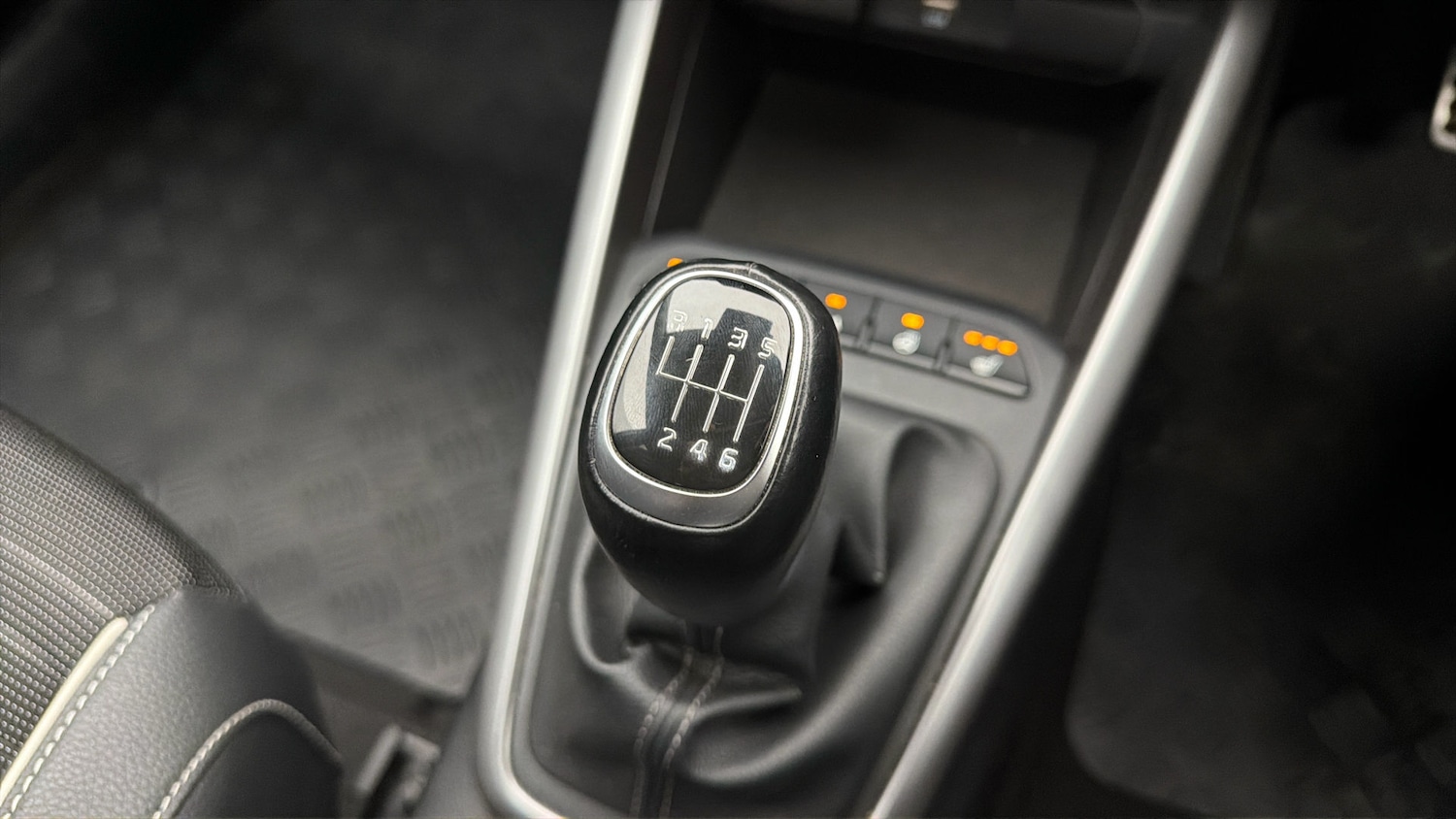 Used Kia Stonic 2021 for sale - 77997752: Photo 25