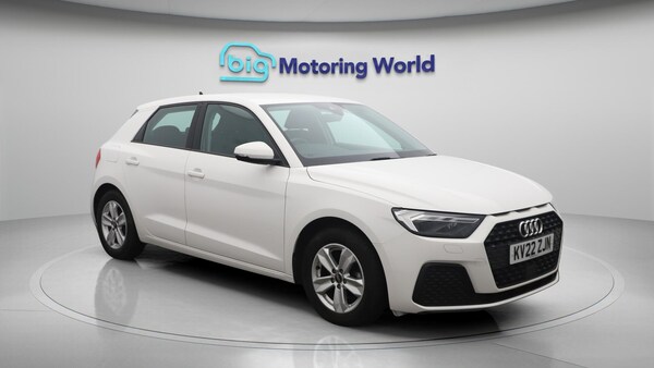 Used Audi A1 2022 for sale - 76270731: Photo 2