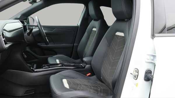 Used Vauxhall Mokka Electric 2023 for sale - 76238930: Photo 15
